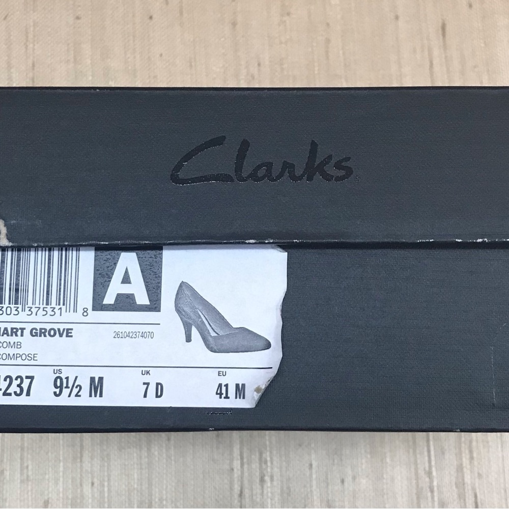 Clarks Women's Gray Pump Heels - Classic Office Style